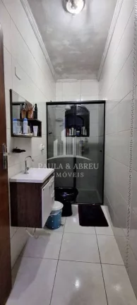 Imagem Lindo Sobrado125m², 3 Dormitórios, 2 Banheiros, Sala e Cozinha Grande, 4 Vagas + 2 Cômodos com Banheiro nos fundos no Jardim Primavera, Mauá-SP