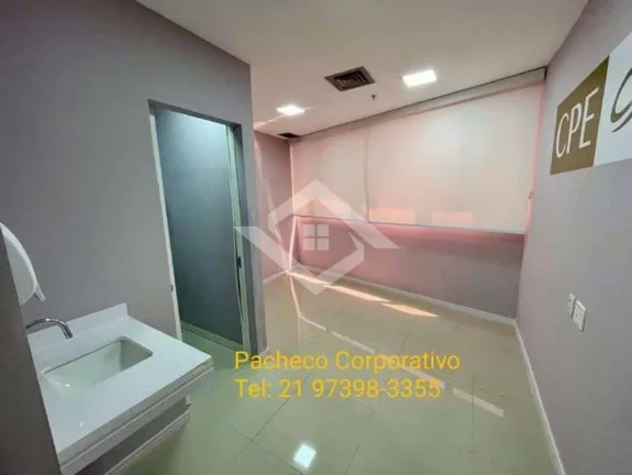 Imagem Conjunto de Salas Comerciais de 220m² em Botafogo – Frente ao Metrô!