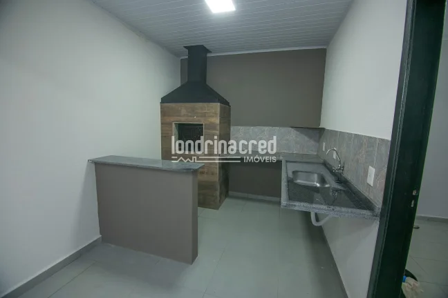Imagem Excelente Sobrado Geminado à Venda na Parte Alta do Bairro: 4 Dormitórios, Espaço Gourmet, Suíte no Térreo, Garagem para 2 Carros e Localização Privilegiada!