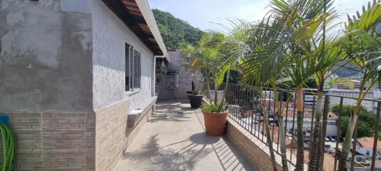 Imagem Cobertura para Venda em Rio de Janeiro, BOTAFOGO, 3 dormitórios, 1 suíte, 2 banheiros Imagem Cobertura para Venda em Rio de Janeiro, BOTAFOGO, 3 dormitórios, 1 suíte, 2 banheiros