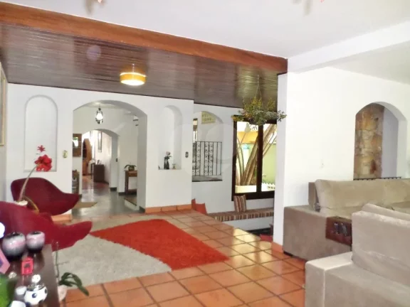Imagem Casa à venda com 4 quartos, sendo 2 suítes, em Morumbi, São Paulo - SP