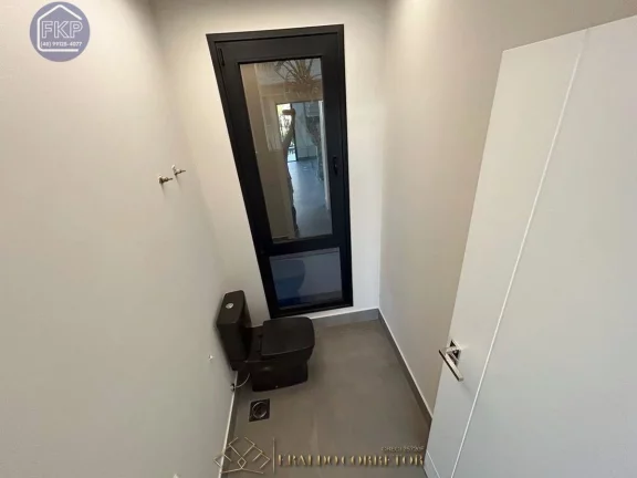 Imagem Casa Alto Padrão 5 Suítes!
