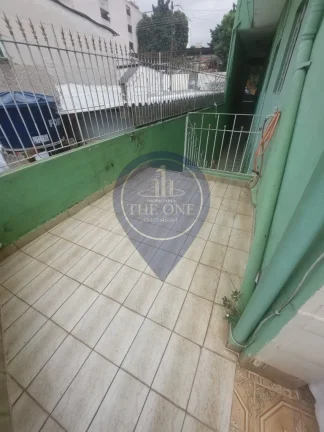 Imagem Casa à venda na Vila Medeiros, São Paulo-SP: 6 quartos, 3 banheiros, 2 vagas. Duas casas no mesmo terreno! Venha conhecer!