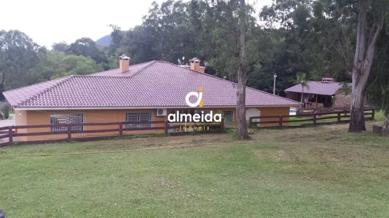 Imagem Casa 3 dormitórios à venda Nossa Senhora do Perpétuo Socorro Santa Maria/RS