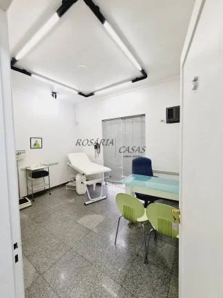 Imagem AV SANTO AMARO - Sobrado Comercial ao lado do metrô