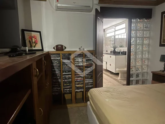 Imagem Apartamento Mobiliado à Venda em Copacabana com Vista para o Mar