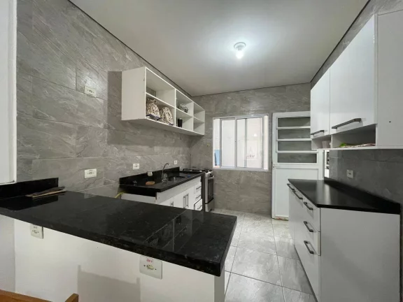 Imagem Sobrado à venda em Massaguaçu 2 dorm. R$420 mil – Caraguatatuba/SP