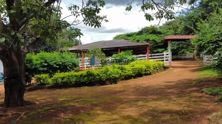 Imagem Fazenda para Venda em Cidade Ocidental, JARDIM ABC, 3 dormitórios, 1 suíte, 3 banheiros, 3 vagas