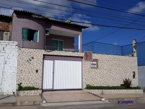 Imagem VENDO CASA DE 4/4 SENDO 1 SUITE - BAIRRO BARÁUNA