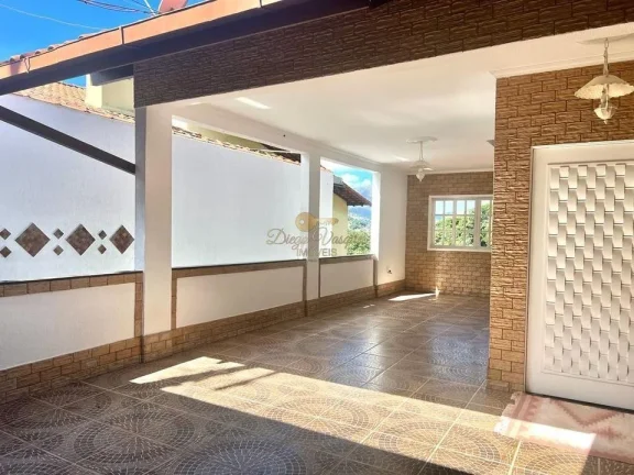 Imagem Casa para Venda em Teresópolis / RJ no bairro Golfe