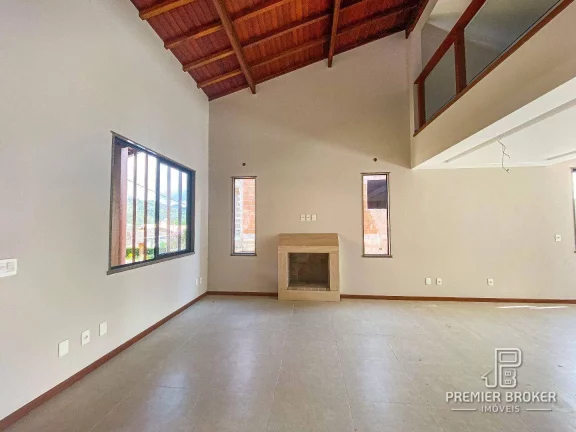 Imagem Casa à venda, 300 m² por R$ 1.350.000,00 - Vargem Grande - Teresópolis/RJ