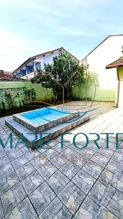 Imagem AMPLA CASA COM CHURRASQUEIRA E QUINTAL