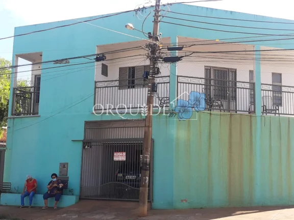 Imagem Espetacular casa à venda no Setor Central de Rio Verde-GO: 4 quartos, 1 suíte, 3 sala, 3 banheiros, 2 vagas de garagem!