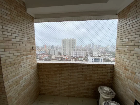 Ótimo apartamento a venda em Santos na Vila Belmiro, vazio.