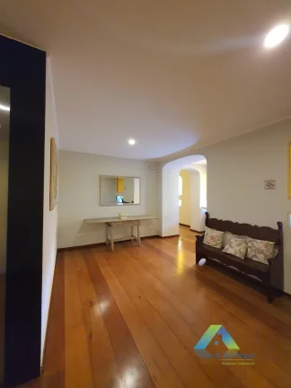 Imagem Apartamento alto padrão com 75m² em localização privilegiada em Moema Pássaros próximo Shopping e Parque Ibirapuera.