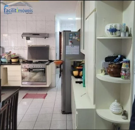 Imagem SOBRADO À VENDA NO BAIRRO JARDIM ACLIMAÇÃO - SANTO ANDRÉ - SÃO PAULO