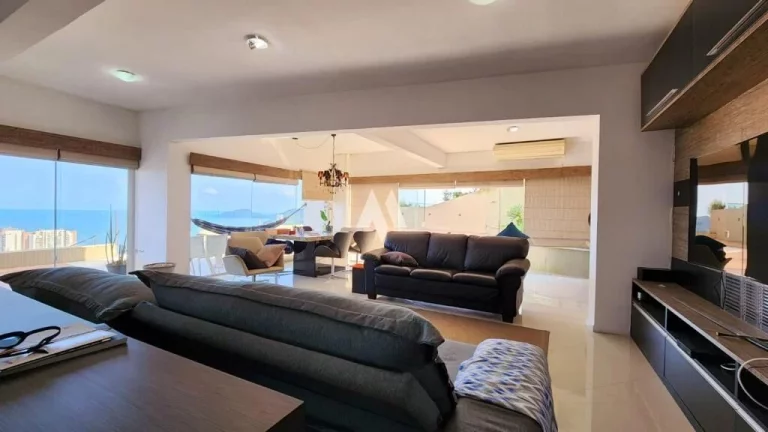 Imagem Casa de Alto padrão no morro Santa Terezinha em Santos