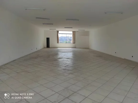 Imagem Pavilhão/Galpão Salão Comercial