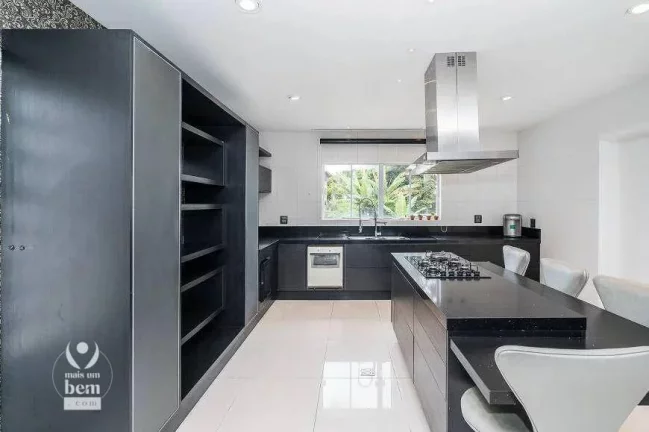 Imagem Casa com 751m², 4 suítes, piscina, 10 vagas de garagem à venda por R$ 4.000.000 - Jardim Social - Curitiba/PR