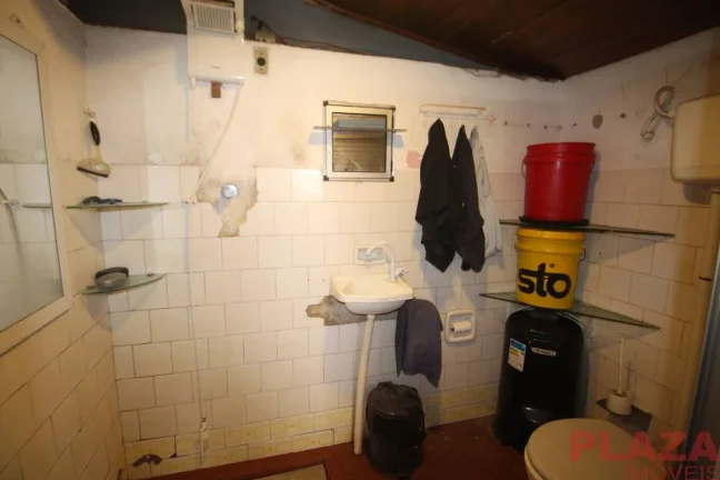Imagem Terreno com 2 Casas + Depósito | Oportunidade de Investimento em Balneário Camboriú