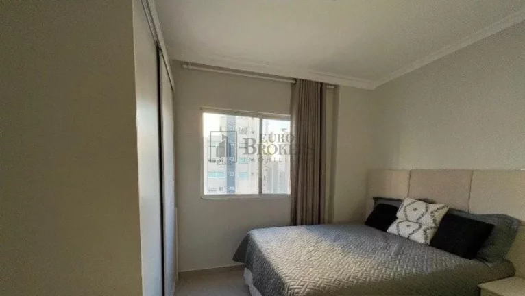 Imagem Apartamento com 3 dormitórios à venda no Centro de Balneário Camboriú/SC