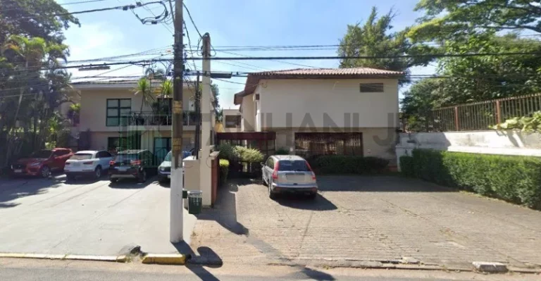 Imagem Casa Comercial de Alto Padrão com 14 Salas e 600m² no Jardim América, São Paulo-SP - Venda ou Locação!