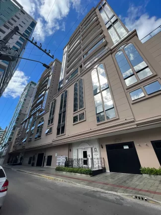 Imagem Apartamento com 4 suítes e 3 vagas de garagem em - Meia Praia - Itapema/SC