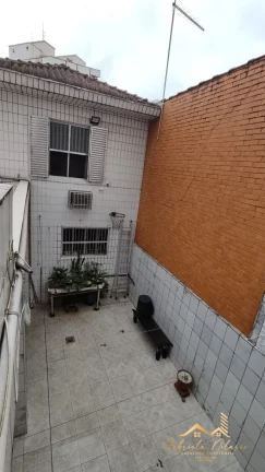Imagem Sobrado Bairro Embaré com Edícula nos Fundos