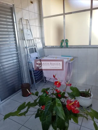 Imagem Vendo Excelente Sobrado, Repletos em Armários - São Paulo