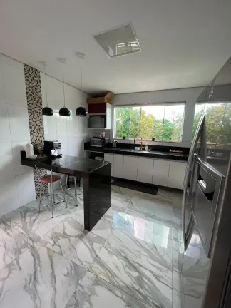 Imagem Casa com 3 dormitórios à venda, 161 m² por R$ 790.000,00 - Portal do Sol - Lagoa Santa/MG