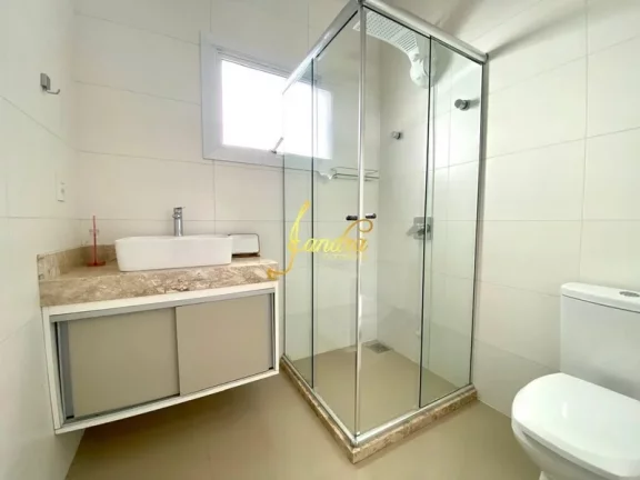 Imagem Casa condomínio nova com 04 suítes mobiliado e decorado
