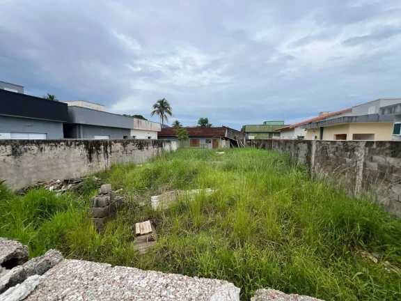 Imagem Belo terreno à Venda no Bairro Jardim Veneza de Peruíbe