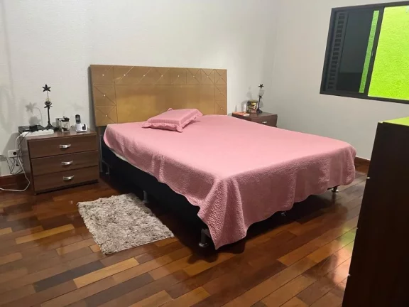 Imagem Sobrado com 3 dormitórios à venda, 840 m² por R$ 1.680.000,00 - Vila Romanópolis - Ferraz de Vasconcelos/SP