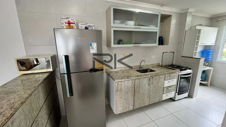 Imagem Cobertura Praia Grande em Ubatuba-SP com 2 dormitórios,sendo 1 suíte,varanda gourmet com churrasqueira,2 vagas de garagem