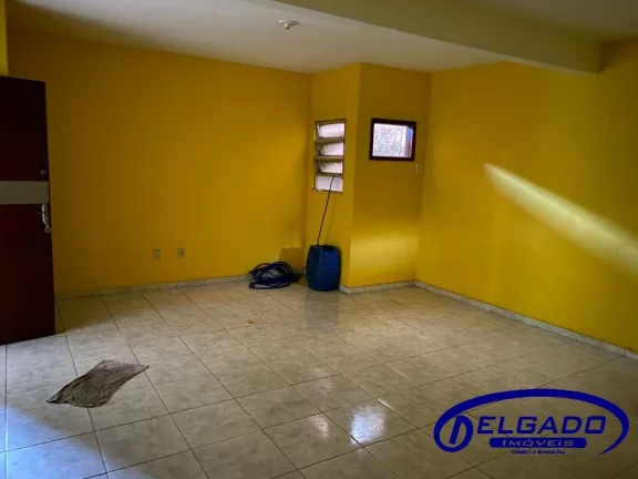 Imagem DELGADO aluga SALAS COMERCIAIS com 30m2 de frente para AV 22 DE MAIO - Centro - Itaborai-RJ.
