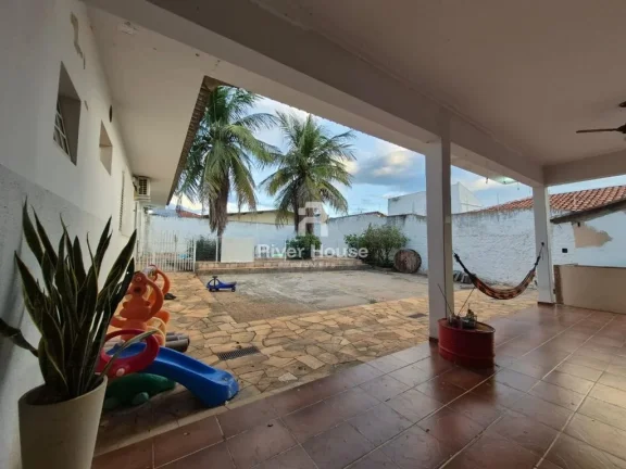 Imagem Belíssima Casa para Venda no Valor R$ 1.200.000,00 ; Area 882 m² ; 05 Suítes ; Boa Esperança, Cuiabá - MT 01 Area da Frente 01 Sala 05 Quartos sendo 05 Suítes uma Master 06 Banheiros 01 Cozinha 01 Area fundos 01 Lavanderia 06 Vagas de Garagem Piscina. Loc