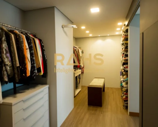 Imagem Residência alto padrão com design moderno, privacidade e exclusividade junto à natureza América,...