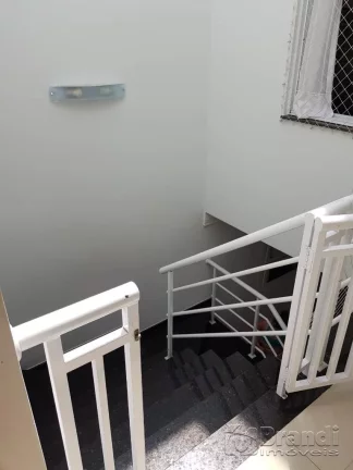 Imagem Ótimo sobrado 3 dorms sendo 1 suíte planejada, cozinha planejadas, 2 vagas.