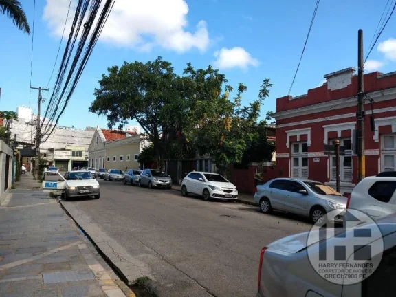 Imagem Casa á venda nas Graças, Recife, PE