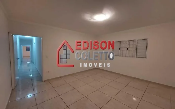 Imagem Pronto para Morar - Charmosa casa reformada a venda em Santa Terezinha, Piracicaba!