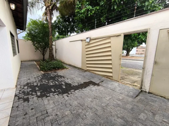 Imagem Casa 3/4 C Suite Sozinha No Lote Com Lazer Completo No Pq Amazonia