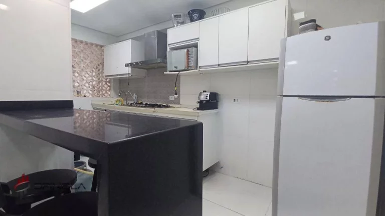 Imagem Apartamento com 2 dormitórios à venda, 60 m² por R$ 320.000,00 - Tupi - Praia Grande/SP