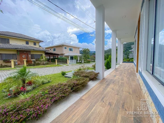 Imagem Casa à venda, 390 m² por R$ 1.945.000,00 - Vargem Grande - Teresópolis/RJ