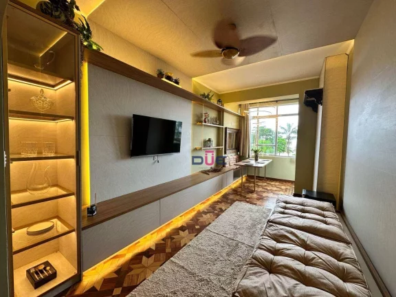 Imagem Apartamento Porteira fechada Frente Praia com 1 dormitório à venda, 67 m² por R$ 710.000 - Gonzaga - Santos/São Paulo