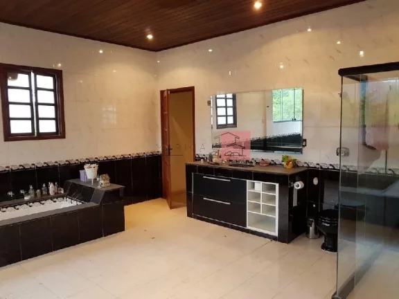 Imagem Casa para Venda em Maricá/RJ - 3 Dorm. 700 m2 Área Útil