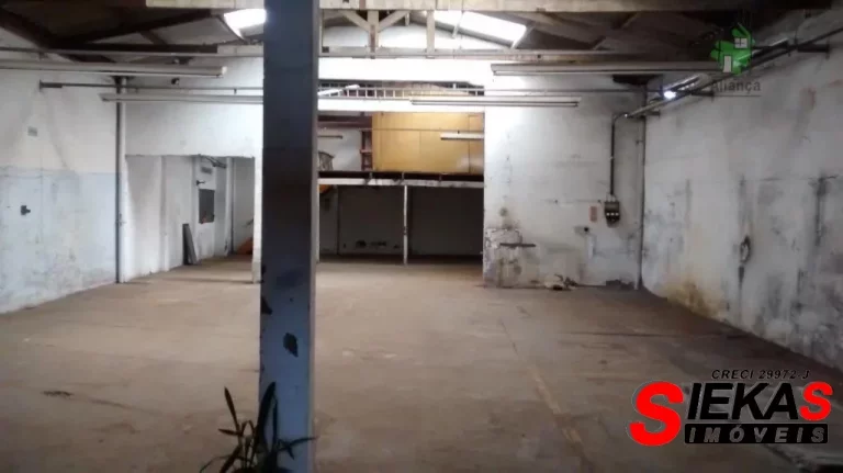 Imagem Galpão Comercial para Venda ou Locação em São Paulo-SP, na Vila Carrao: 1 Sala, 5 Banheiros, 380m² de Área