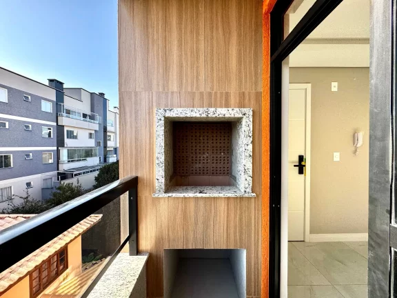 Imagem Apartamento com 3 dormitórios sendo 1 suíte e 1 vaga de garagem em São José dos Pinhais