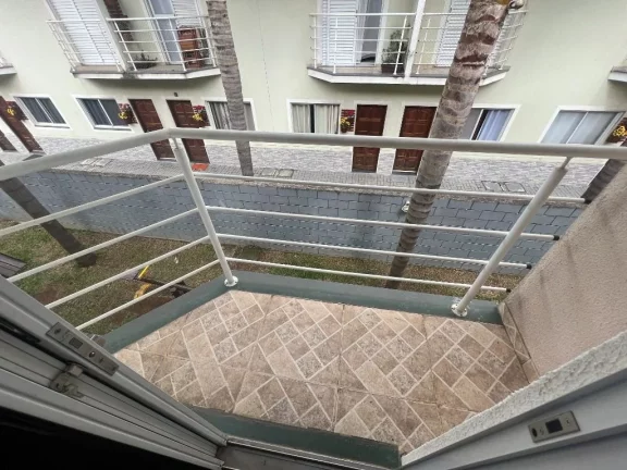 Imagem Sobrado com 2 dormitórios à venda, 74 m² por R$ 235.000,00 - Jundiapeba - Mogi das Cruzes/SP