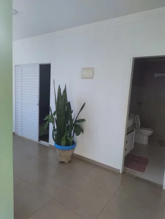 Imagem CASA Á VENDA EM PATROCINIO PAULISTA EM FRANCA/SP - 02 dormitórios - 02 banheiros - Varanda