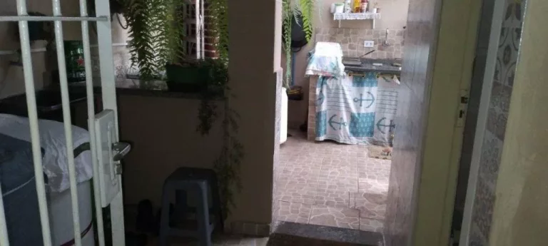 Imagem CASA COM 95 m² - MARACANÃ - PRAIA GRANDE SP